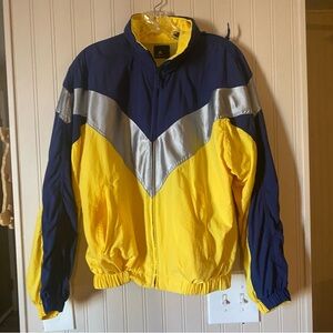 Vintage Liz Claiborne Sport windbreaker jacket 1980s
Lizsport size Small